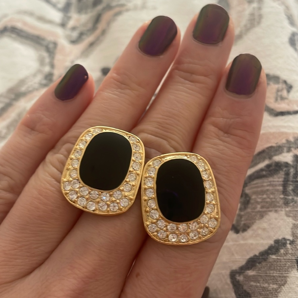 Vintage ROMAN luxury gold plated stud earrings
